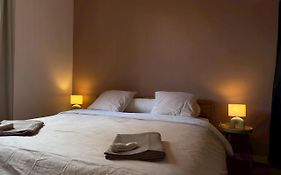 French Loft - Central & Comfy